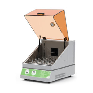 INCUBADORA SHAKER DE BANCADA COM REFRIGERAÇÃO - SHK.109